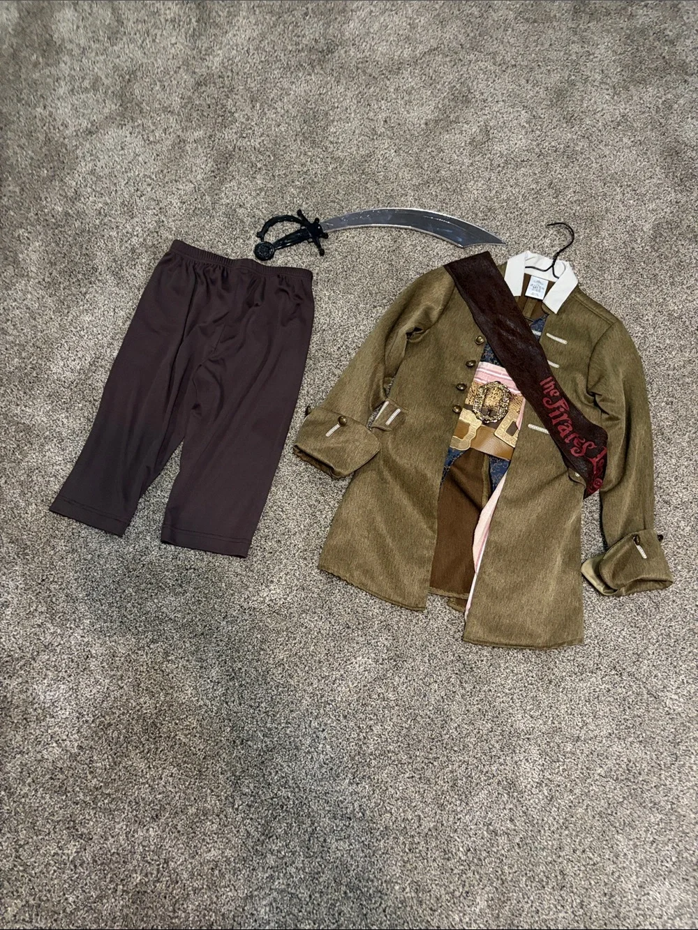 Kids Jack Sparrow Pirates of the Caribbean Disney Cruise Line only Costume 7/8